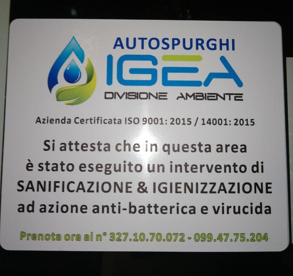 Hotel Virgilio Taranto Esterno foto